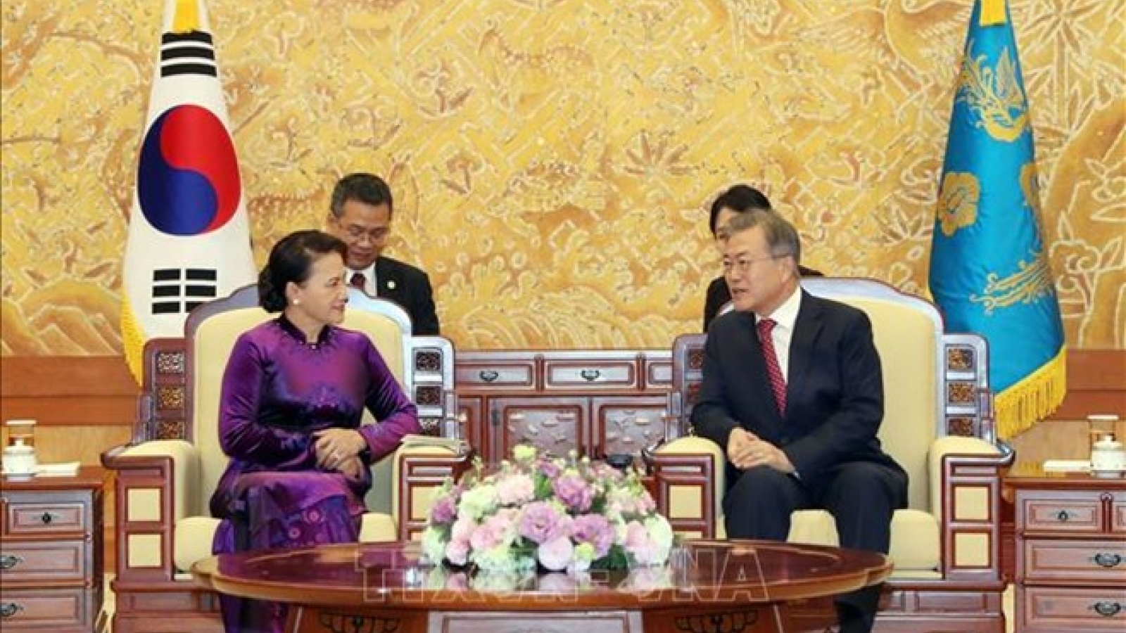 Korean media highlights meeting of Vietnamese NA Chairwoman, RoK President