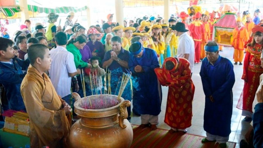 Thousands join Nghinh Ong Festival in Bac Lieu