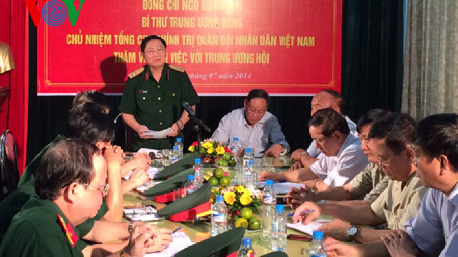 Defence ministry provides VND 8 bil for Agent Orange victims
