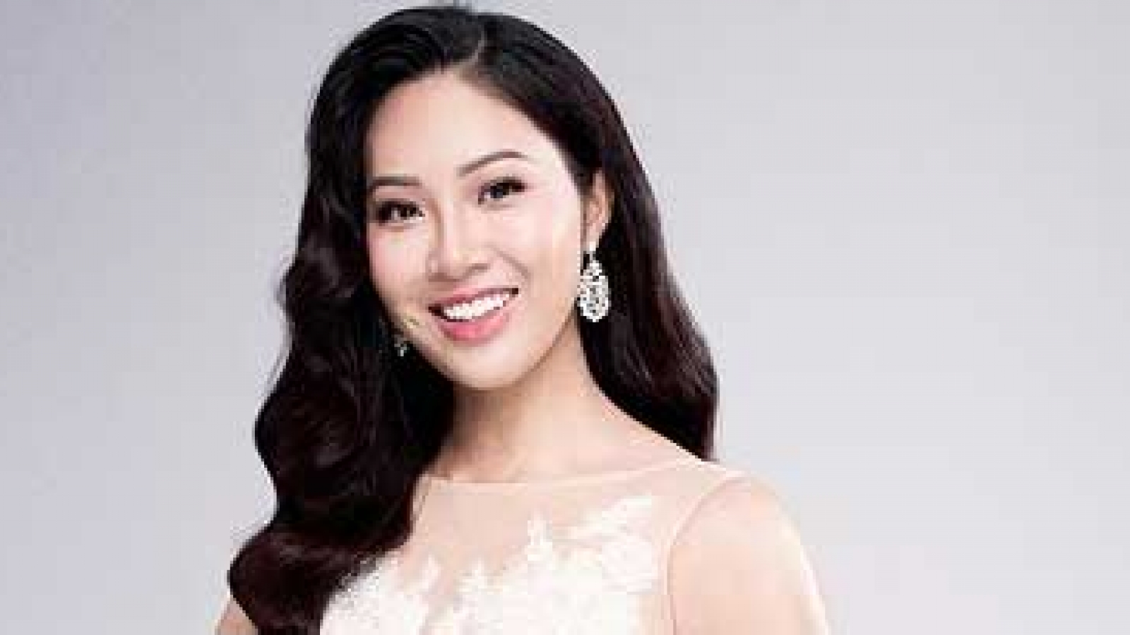 Dieu Ngoc radiant, confident on eve of Miss World