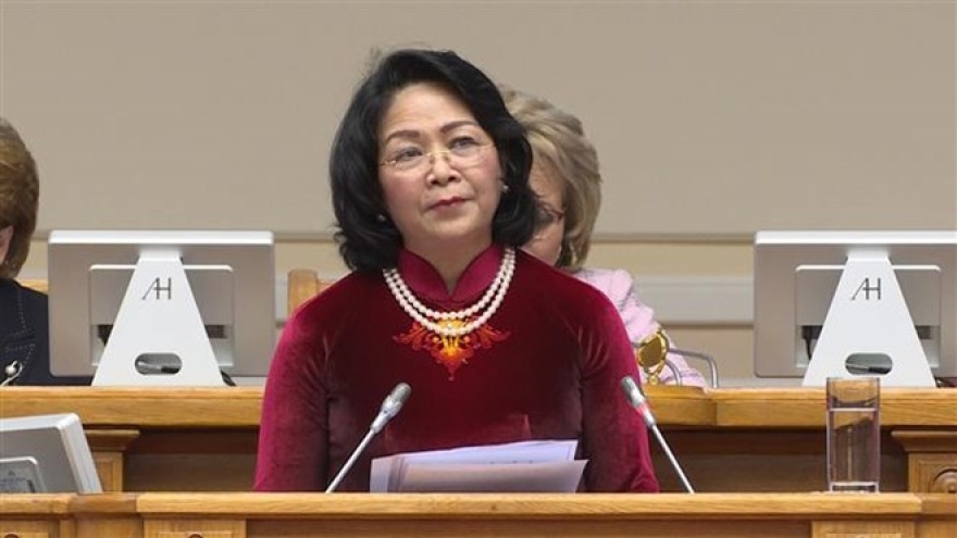 Vietnam treasures strategic partnership with Russia