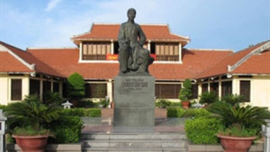 Exhibition on Nguyen Du’s literature legacy opens