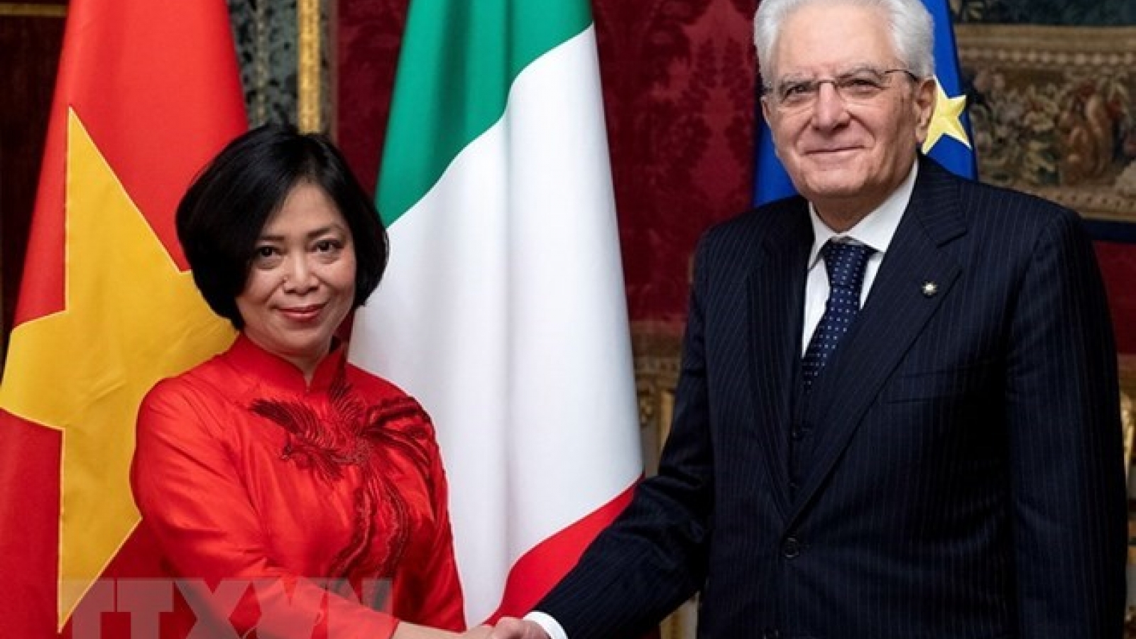 Italian President asserts treasuring ties with Vietnam