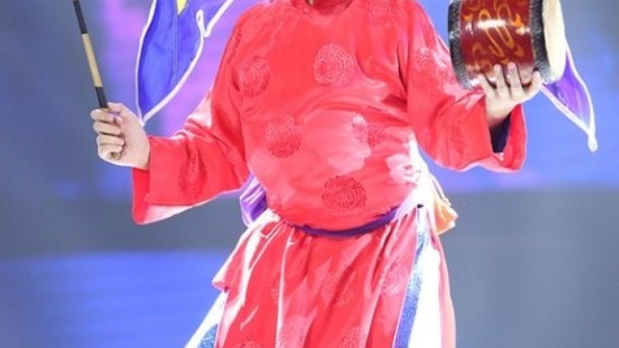 Hanoi boy wins The Voice Kid with traditional opera