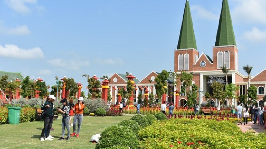 An Giang welcomes 7 million visitors during January-June