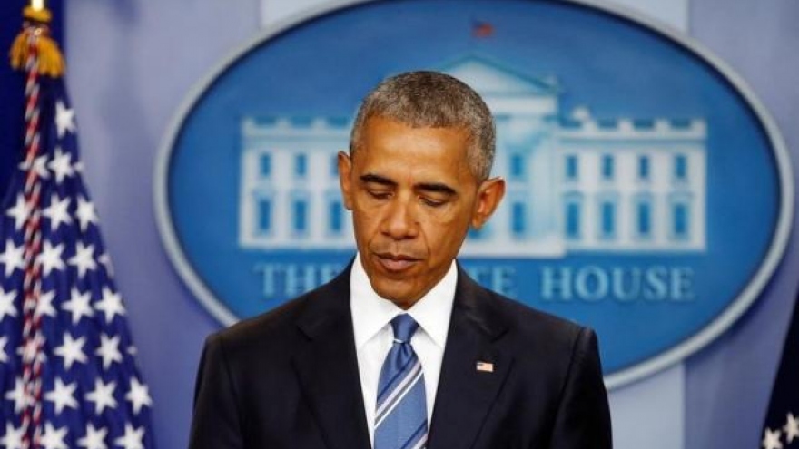 Obama tries to limit fallout from British EU exit vote