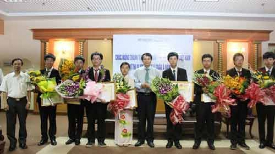 Vietnam to host 19th Asian Physics Olympiad