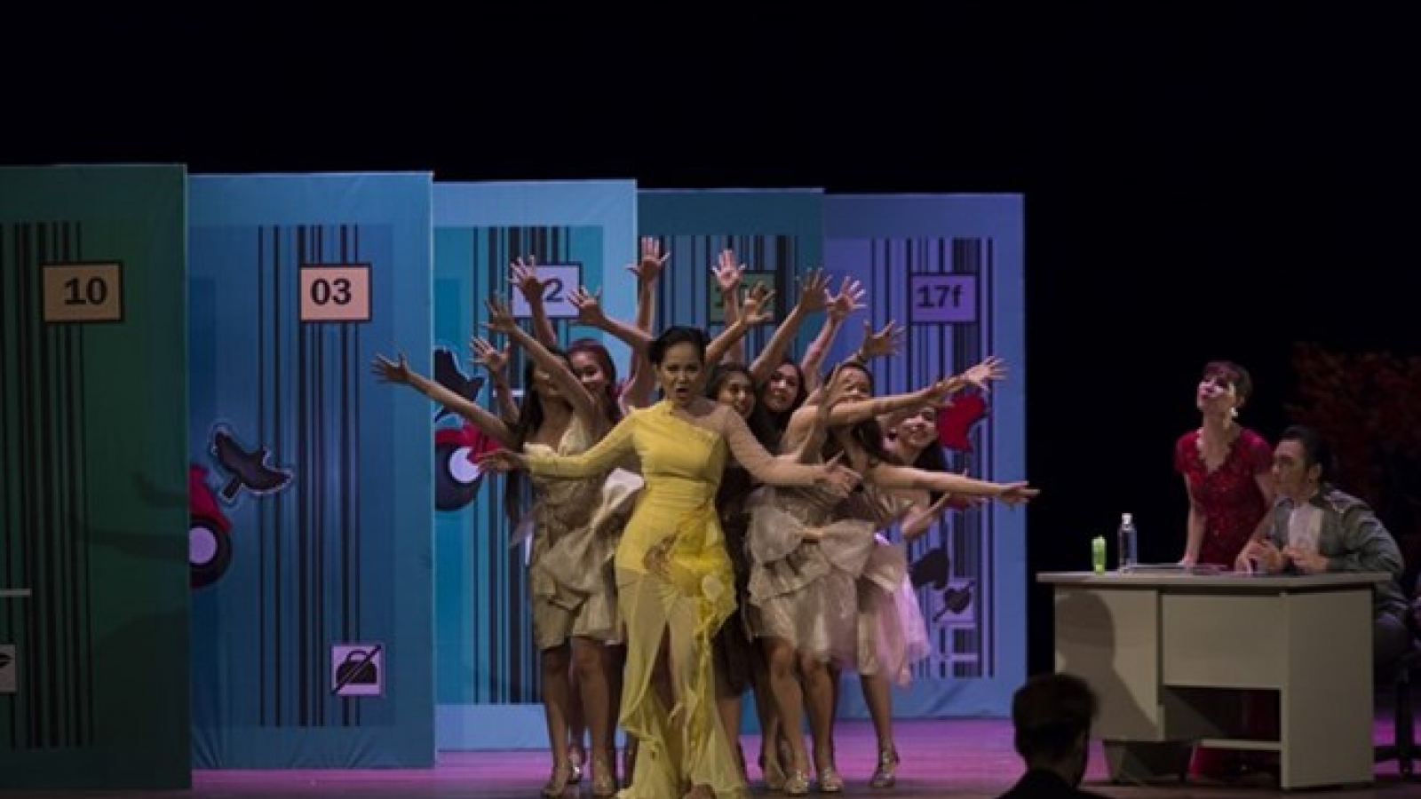 HBSO celebrates New Year with operetta The Bat