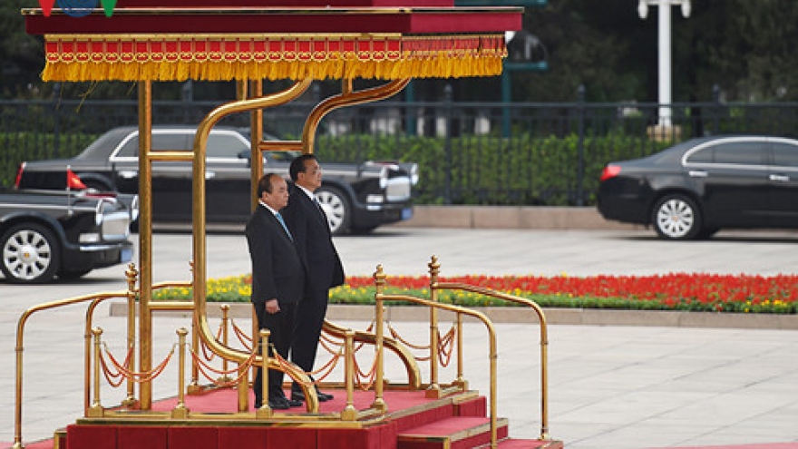 
        Vietnam, China deepen comprehensive strategic cooperative partnership
                              