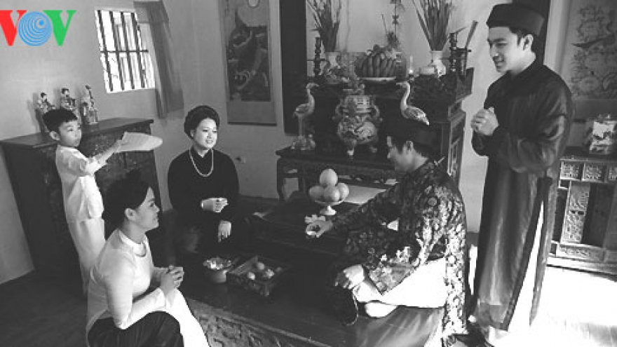 Living space of middle class family in Hanoi