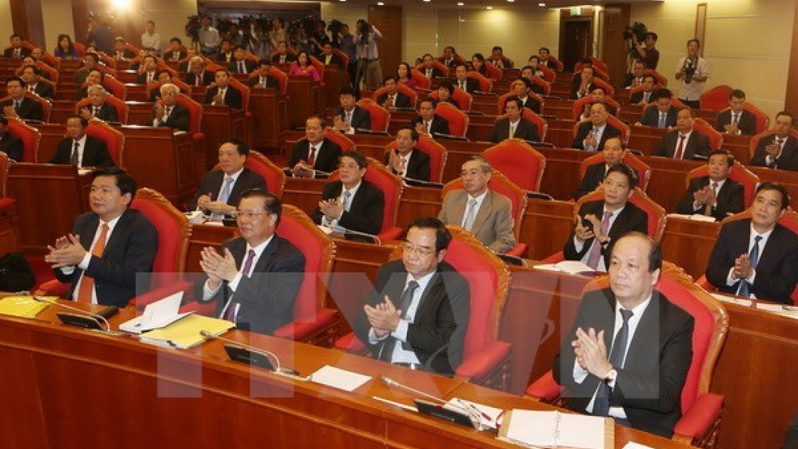 Party Central Committee debates personnel recommendations