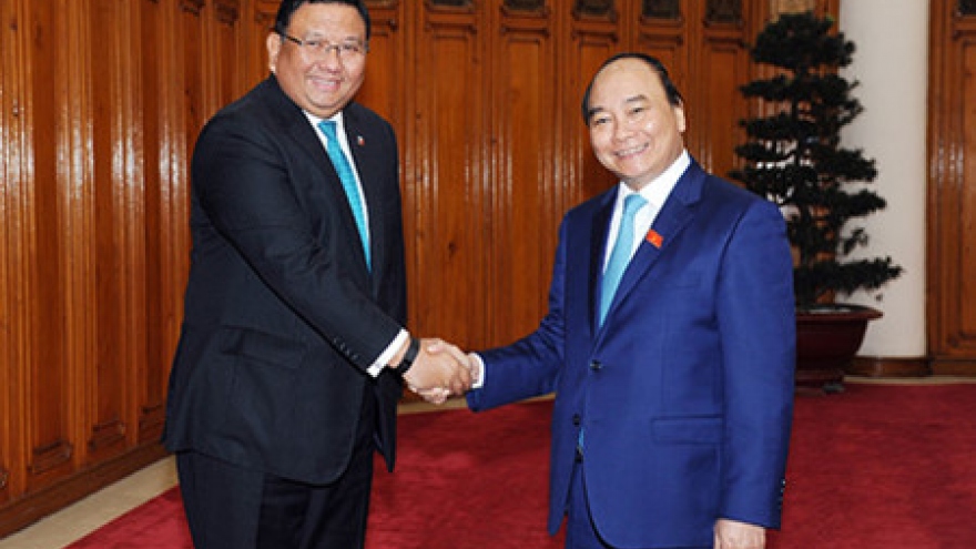 Filipino Secretary of Foreign Affairs welcomed in Hanoi