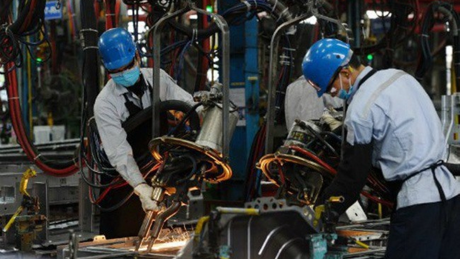 Vietnam’s PMI bounces back in October