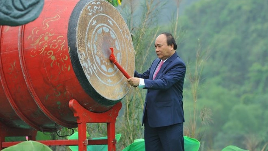 PM drums to kick off Trang An Festival 2018