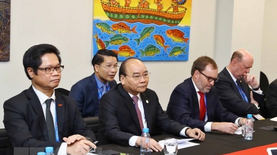 PM Phuc receives US enterprises on sidelines of APEC summit