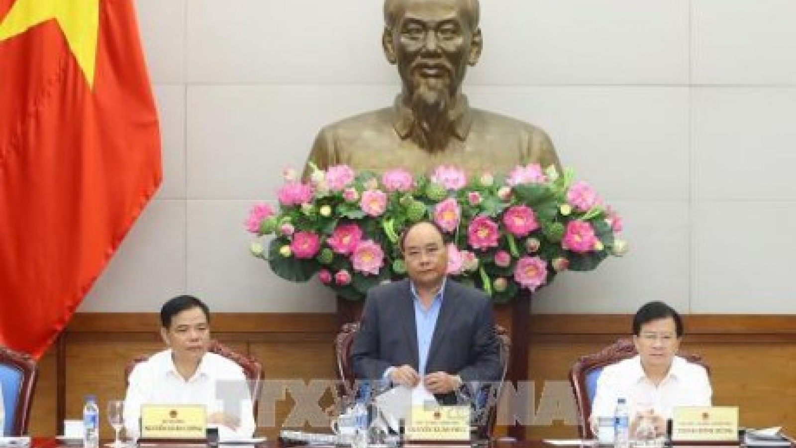 PM asks for clarifying responsibility in forest management