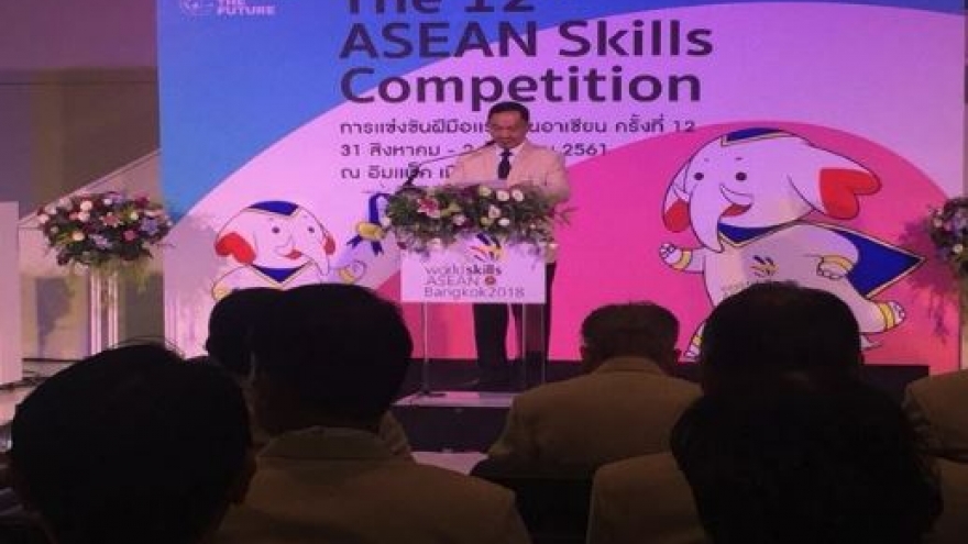 Labor Min opens media center for 12th ASEAN Skills Competition