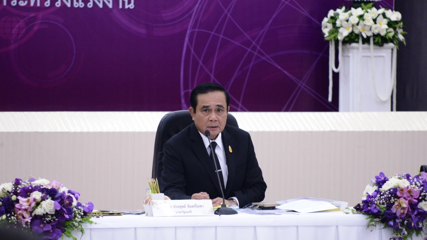 Govt to enforce Article 44 to postpone enactment of Migrant Labor Act