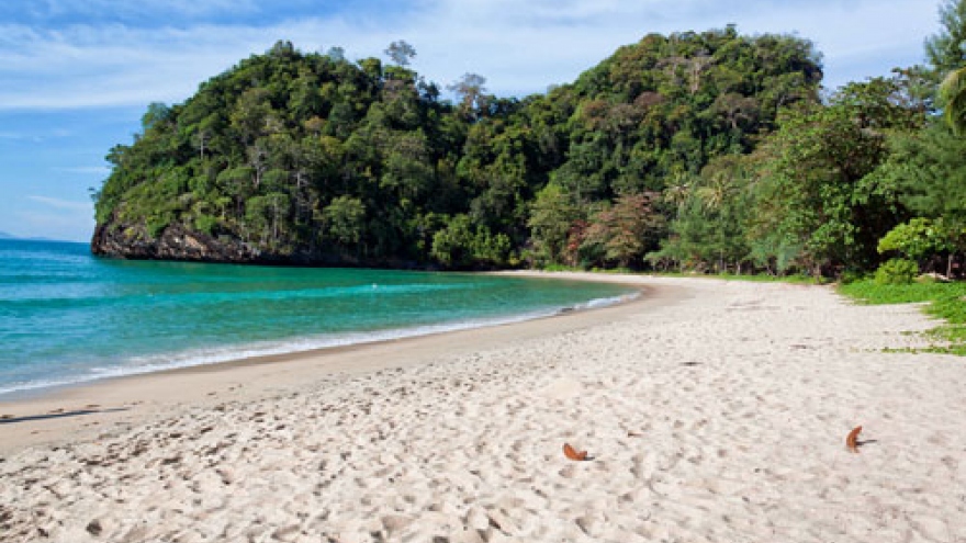 Koh Tarutao Islands become plastic-free