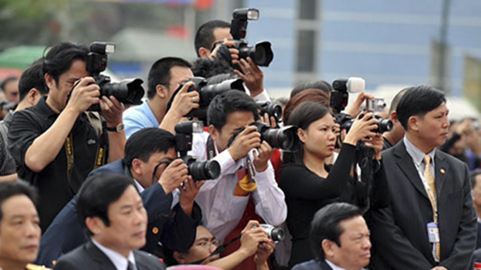 Revising the Press Law to accord with the 2013 Constitution