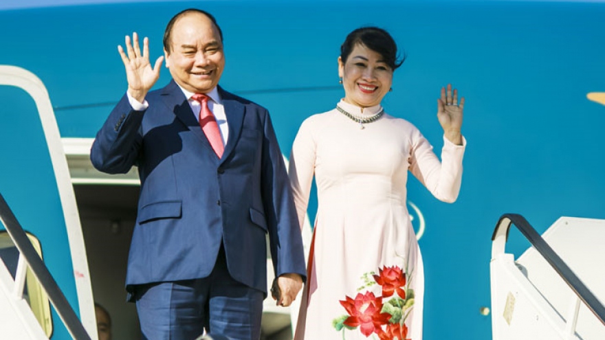 In photos: PM Phuc wrestles with weighty agenda in Germany