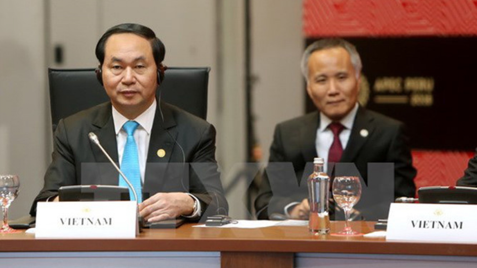 President addresses first plenum of APEC Economic leaders’ meeting