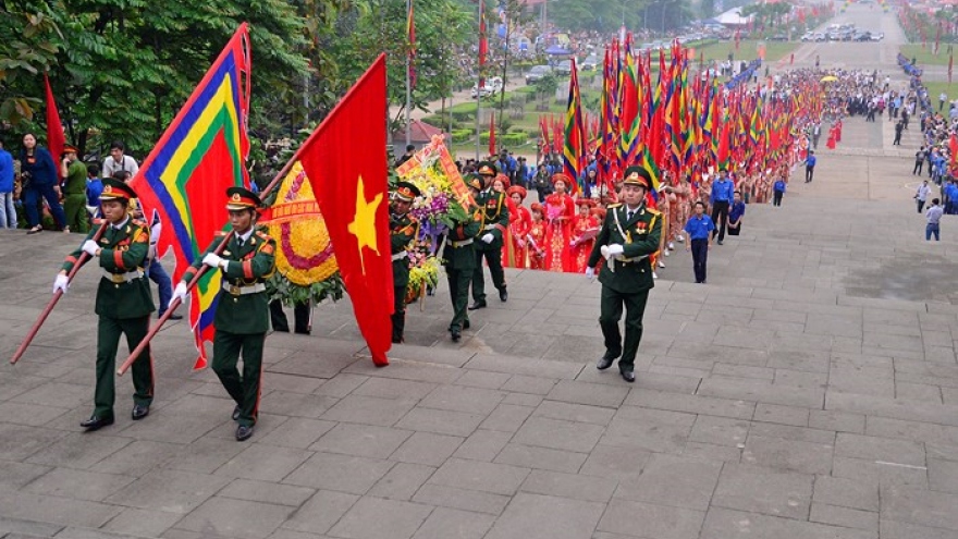 Hung Kings Death Anniversary – tribute to country’s ancestors