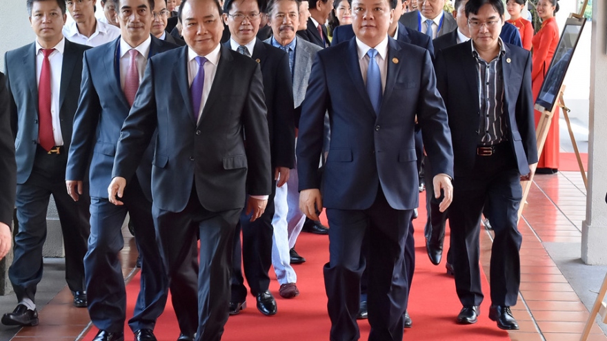 PM Phuc underscores growing protectionism to APEC 