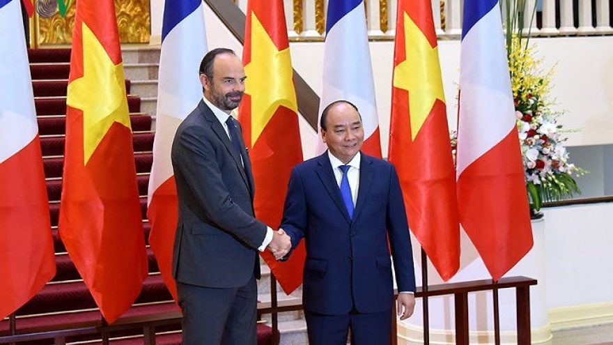 French PM Edouard Philippe on day one of official visit to Vietnam