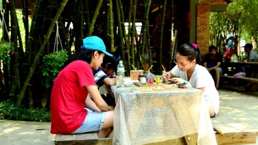 Painting workshop for kids coming to Hoi An