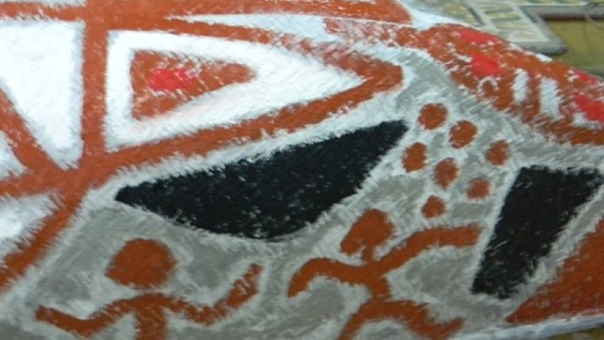 Painting project launched in central fishing village