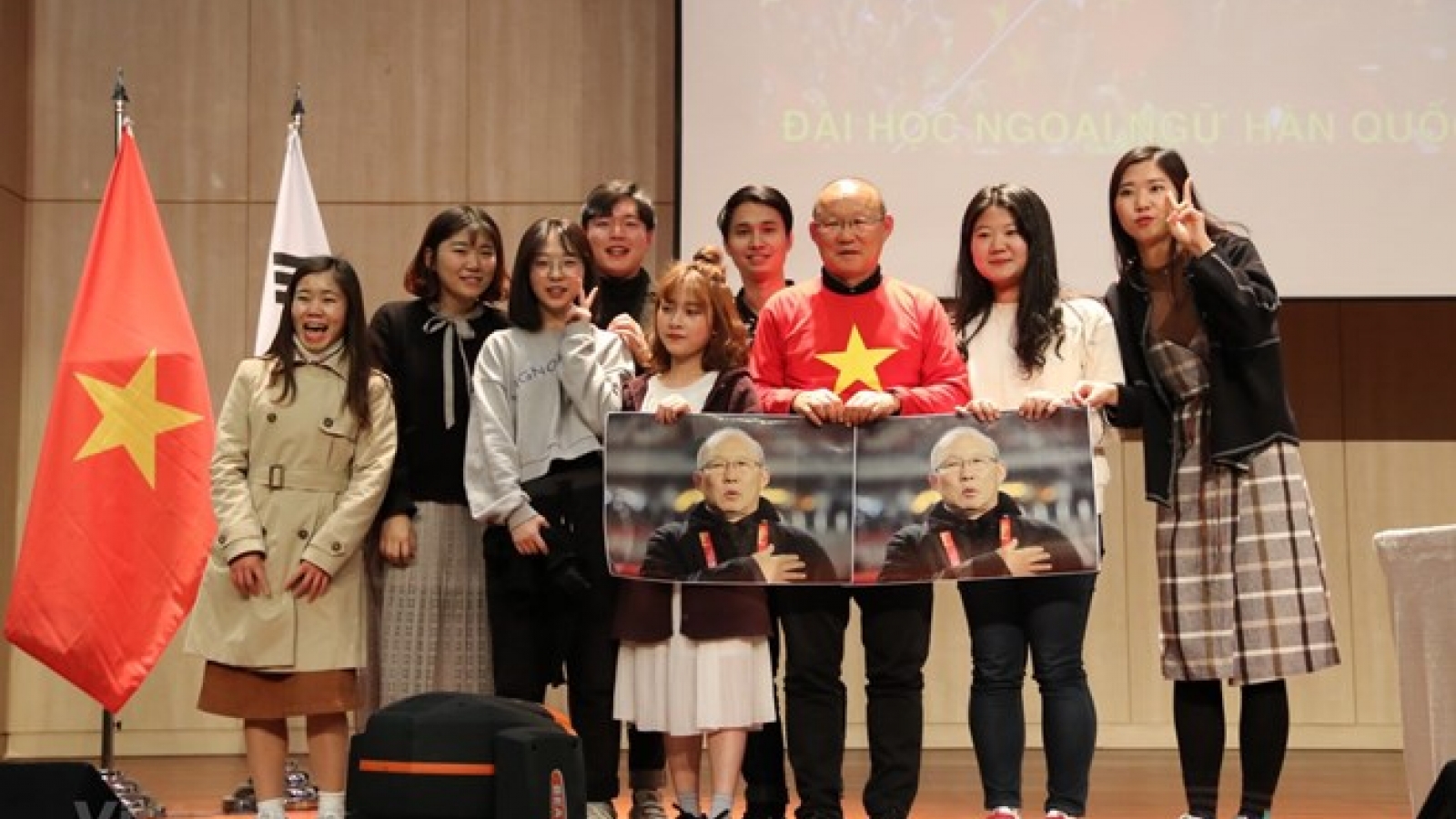 Park Hang-seo: Vietnam’s football could reap more success in future