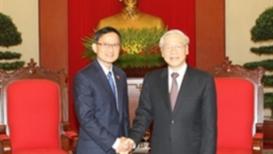 Party Central Committee discusses socio-economic performance