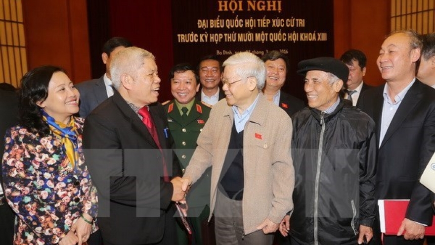 Party Chief meets with Hanoi voters