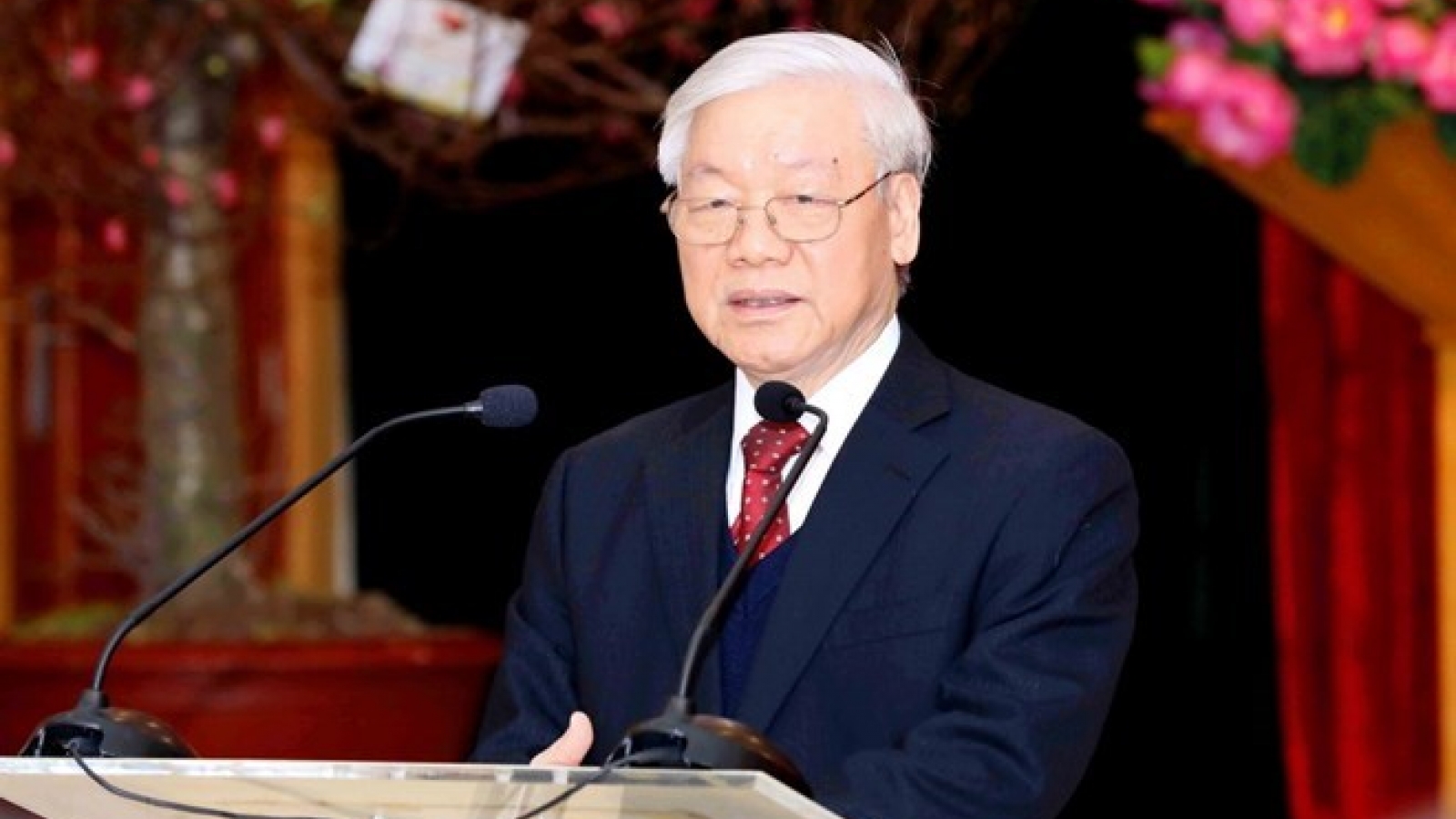 Party chief pays Tet visit to Party Central Committee’s Office