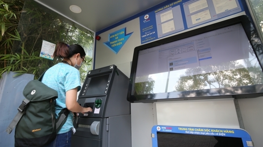 Payment for public services: gold mine for banks