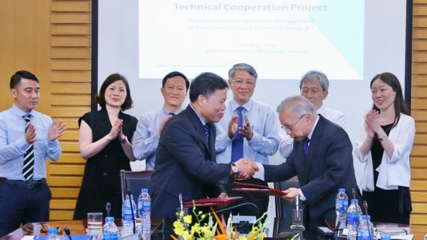 Petrolimex, JCCP ink second-phase cooperation deal