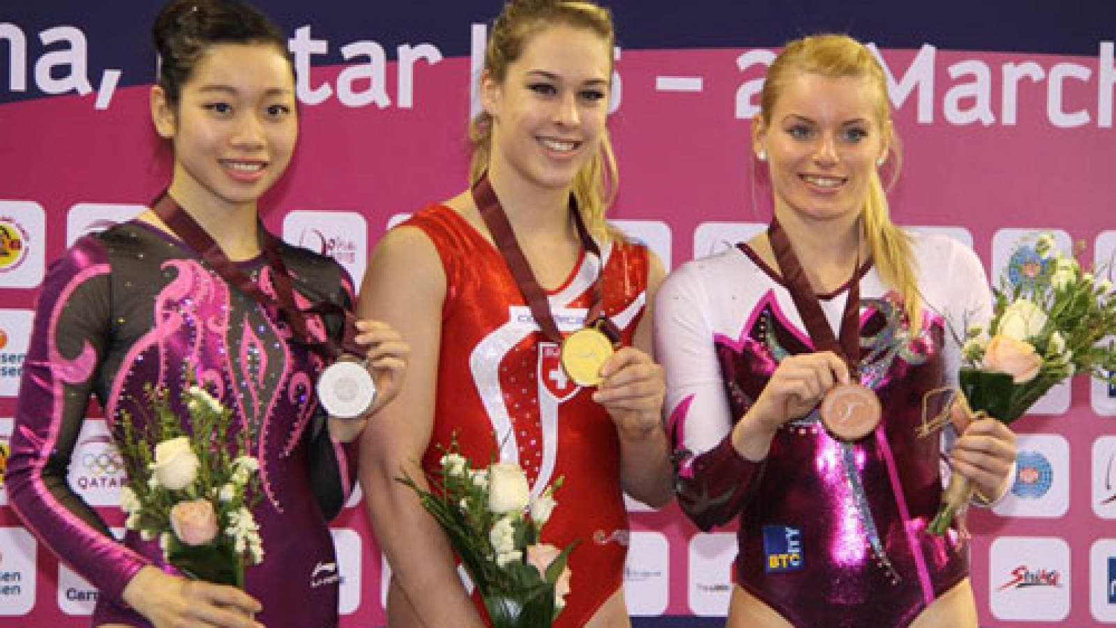 Ha Thanh wins silver medal at Doha World Cup
