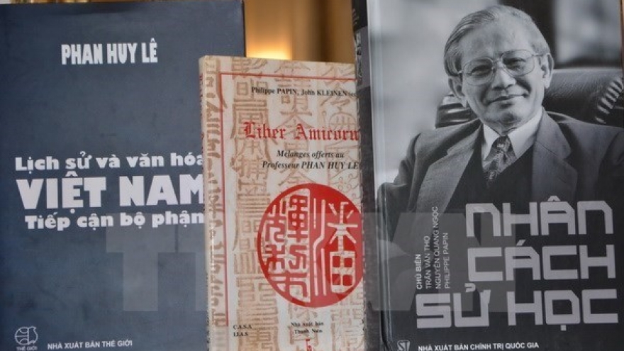 Vietnamese professor honoured by French academy