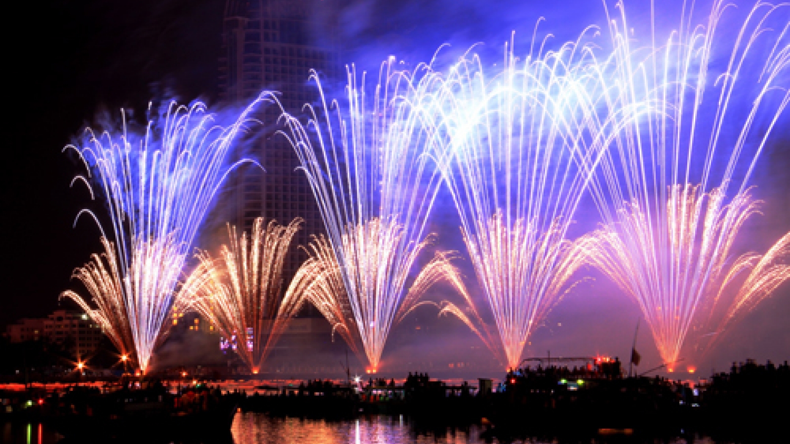 Danang International Firework Competition shines Marble Mountains