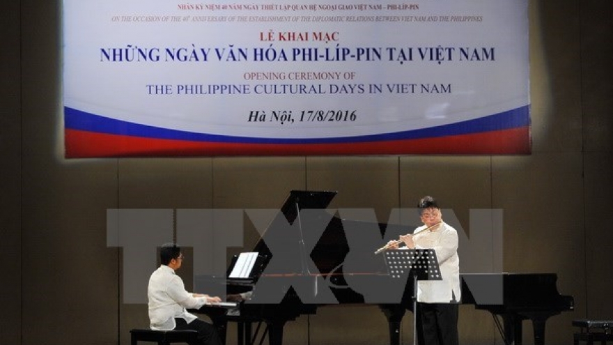 President Duterte: Philippines, Vietnam should step up cooperation