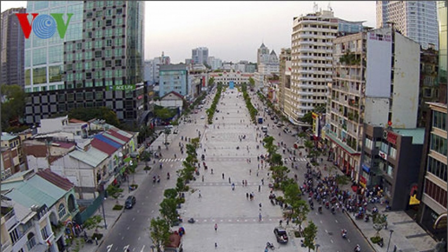 Pedestrian walkway opens in busy HCM City street