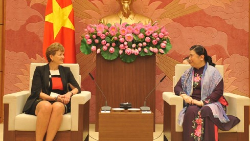 NA Vice Chairwoman receives Danish parliamentarians