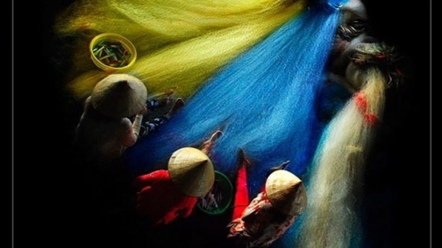 Photographers win big in int’l contest