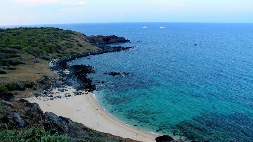 Phu Quy island- right place for adventurous visitors