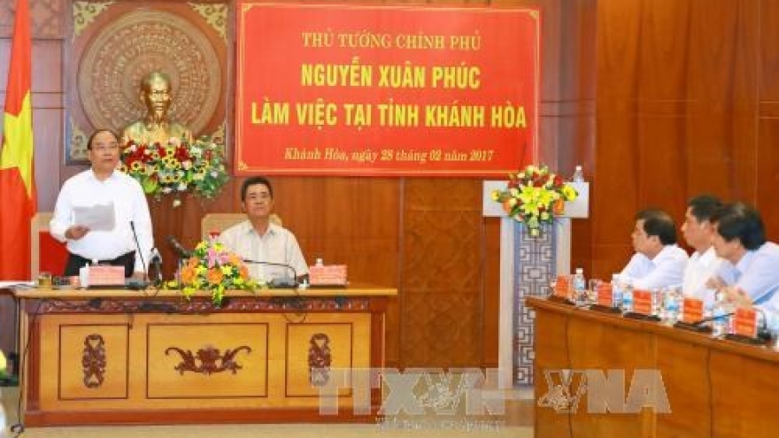 Prime Minister stresses tourism-driven economy in Khanh Hoa