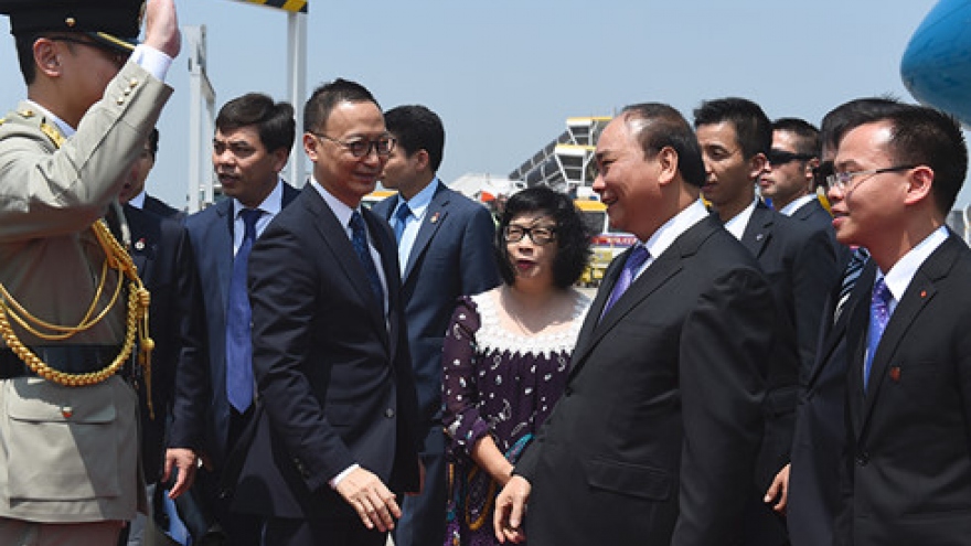 
        Government leader visits Hong Kong Special Administrative Region
                              