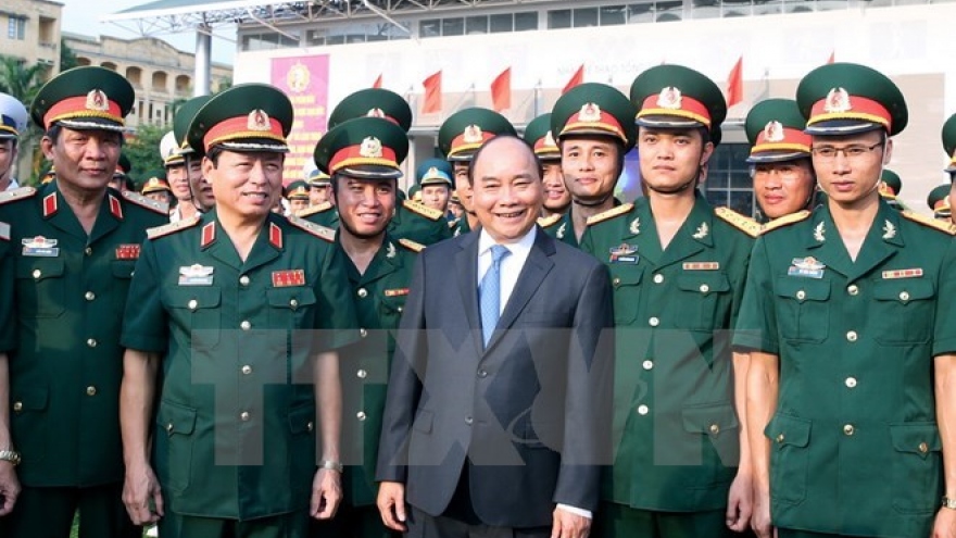 PM urges academy to improve political education quality