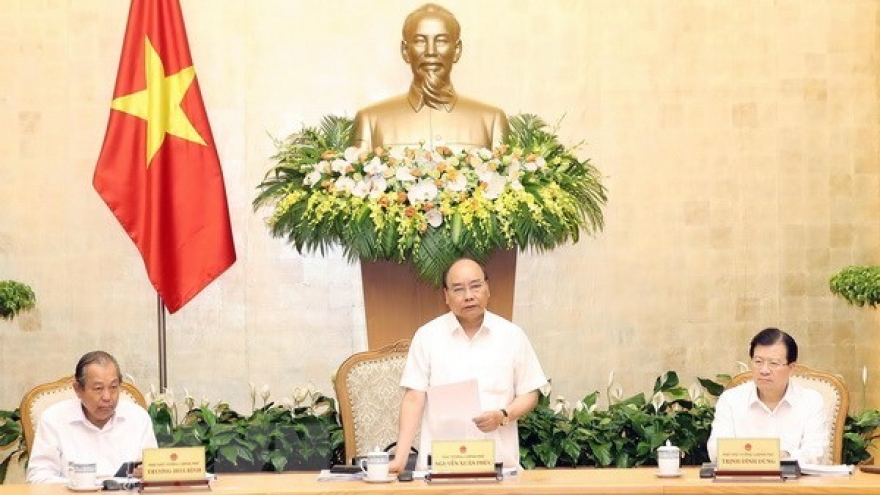 PM Nguyen Xuan Phuc asks for greater focus on building institutions
