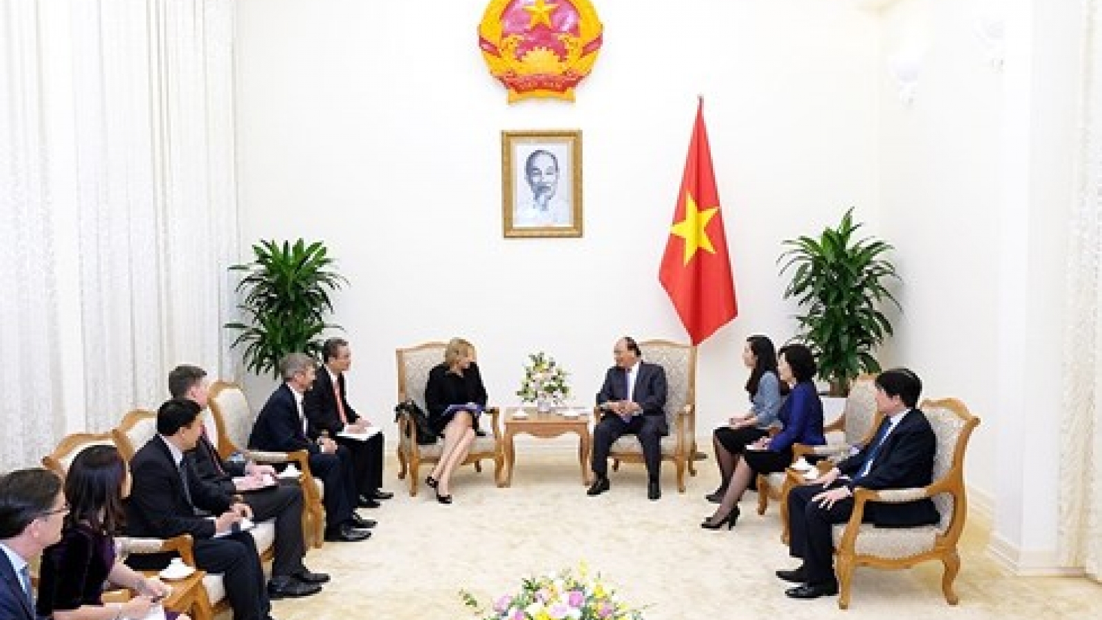 PM Phuc: Vietnam greatly appreciates IFC support